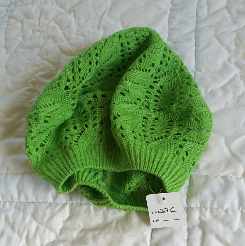 Knitted Cap/Beanie